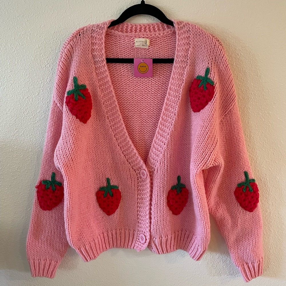 Strawberry grandma sweater 🍓M/L
